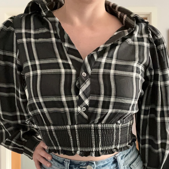 Millibon Tops - Plaid Crop Blouse